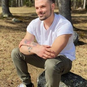 Meet your Posher, Jonathan